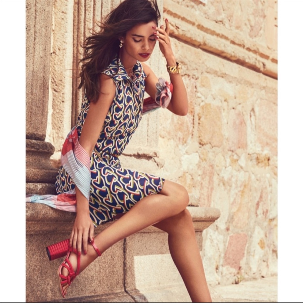 Cabi Heart Chain Design Pattern Blur Mini Midi Co… - image 2